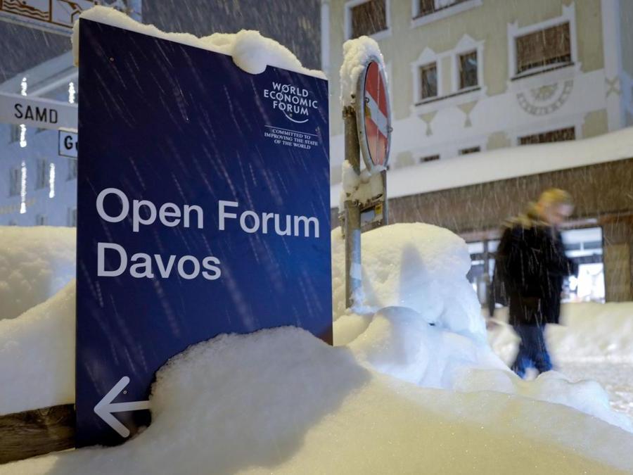 (AFP PHOTO / Fabrice Coffrini)