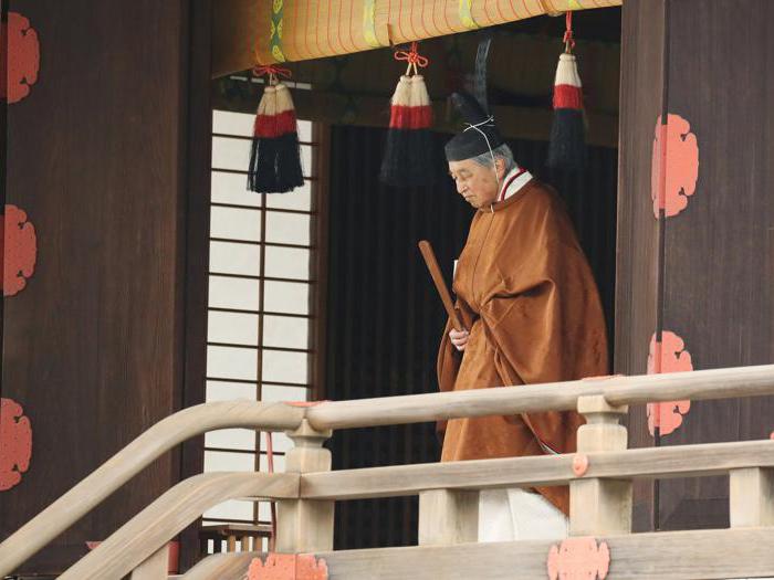 Giappone, l’imperatore abdica. È la prima volta in due secoli