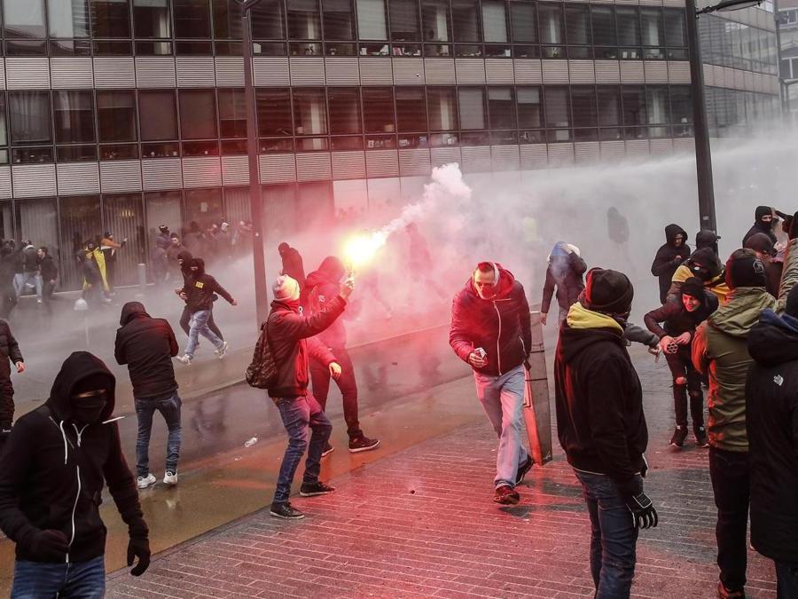 (Epa/Julien Warnand)