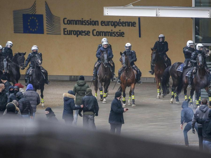 (Epa/Julien Warnand)