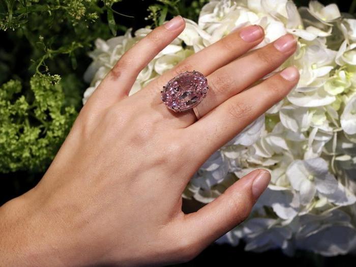Il diamante rosa da 60 milioni di dollari (e 60 carati)