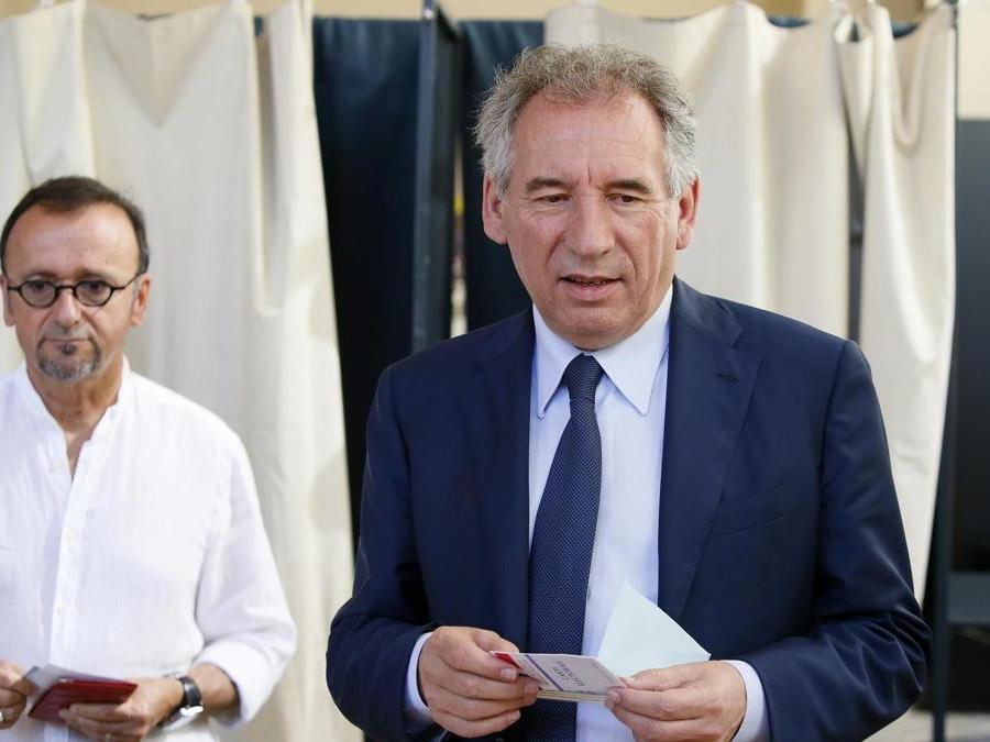 Il ministro della Giustizia, François Bayrou (Ansa/Ap)