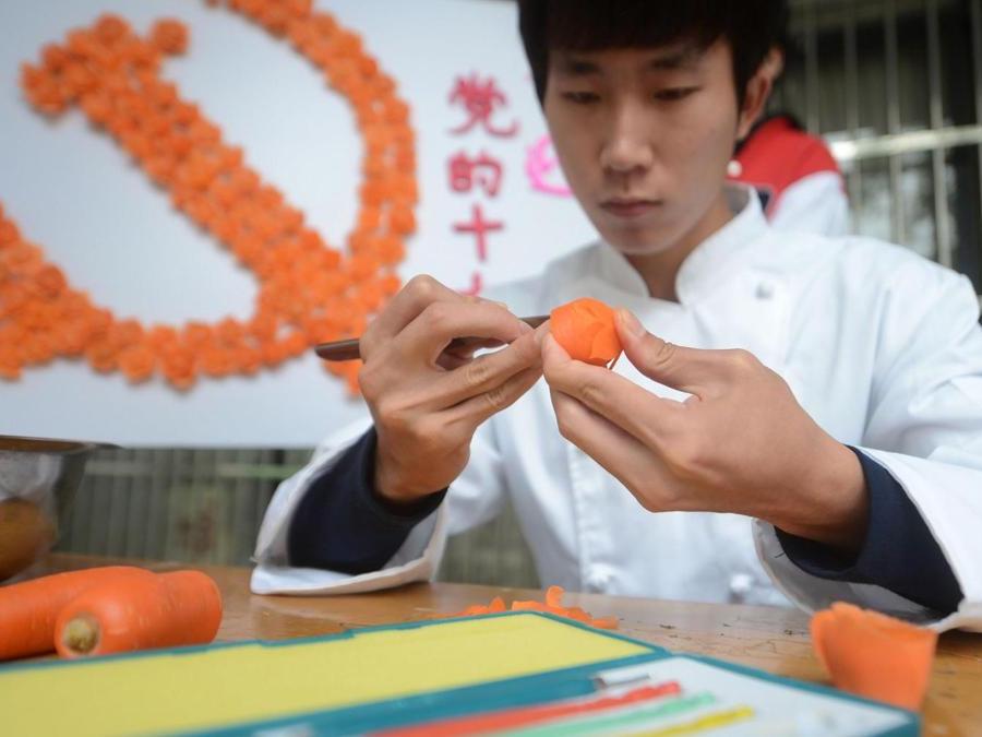 (AFP PHOTO / STR / China OUT)
