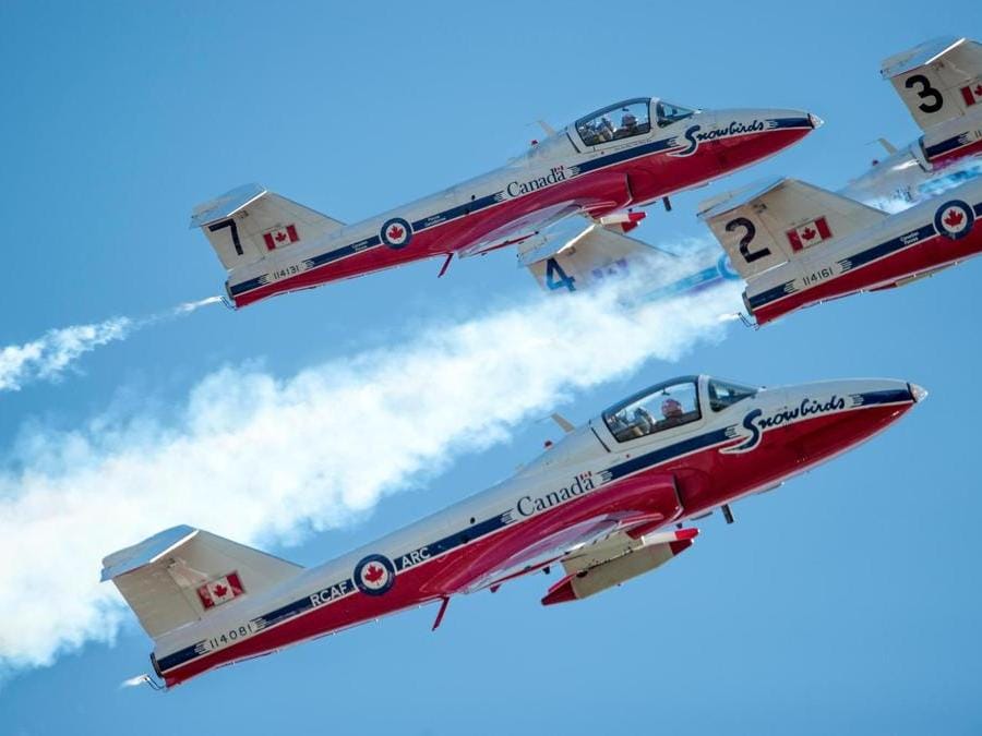 CANADA. Gli  Snowbirds. La squadra acrobatica militare della Royal Canadian Air Force. (http://rcaf-arc-images.forces.gc.ca) 