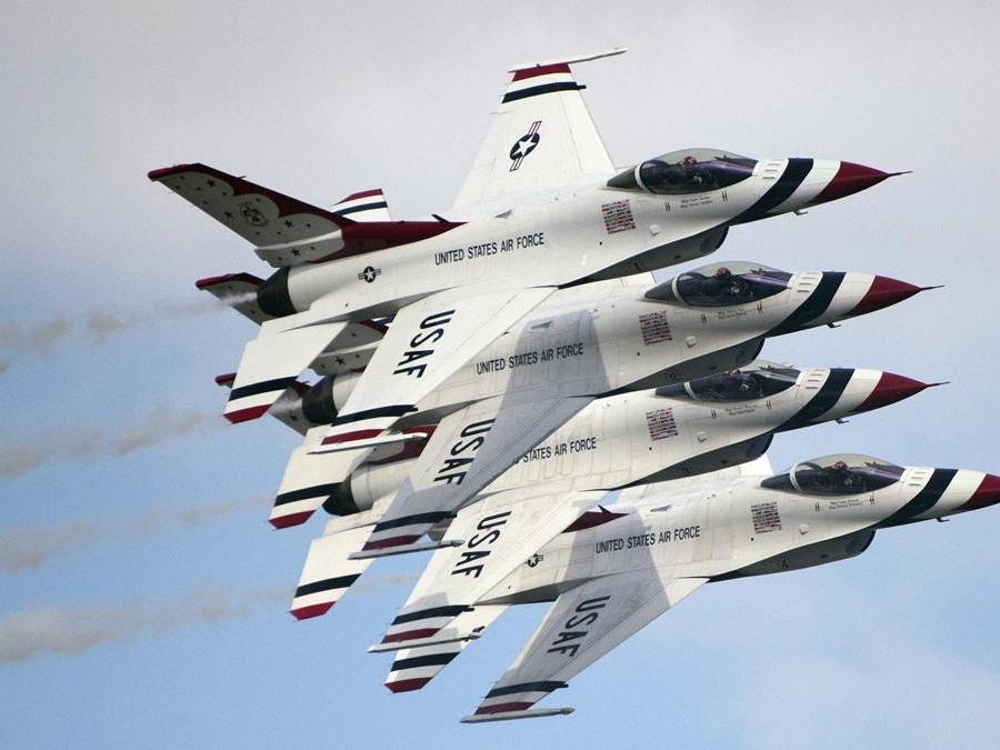 STATI UNITI.  The Thunderbirds. La squadra acrobatica dell'Air Force americana. (Afp)