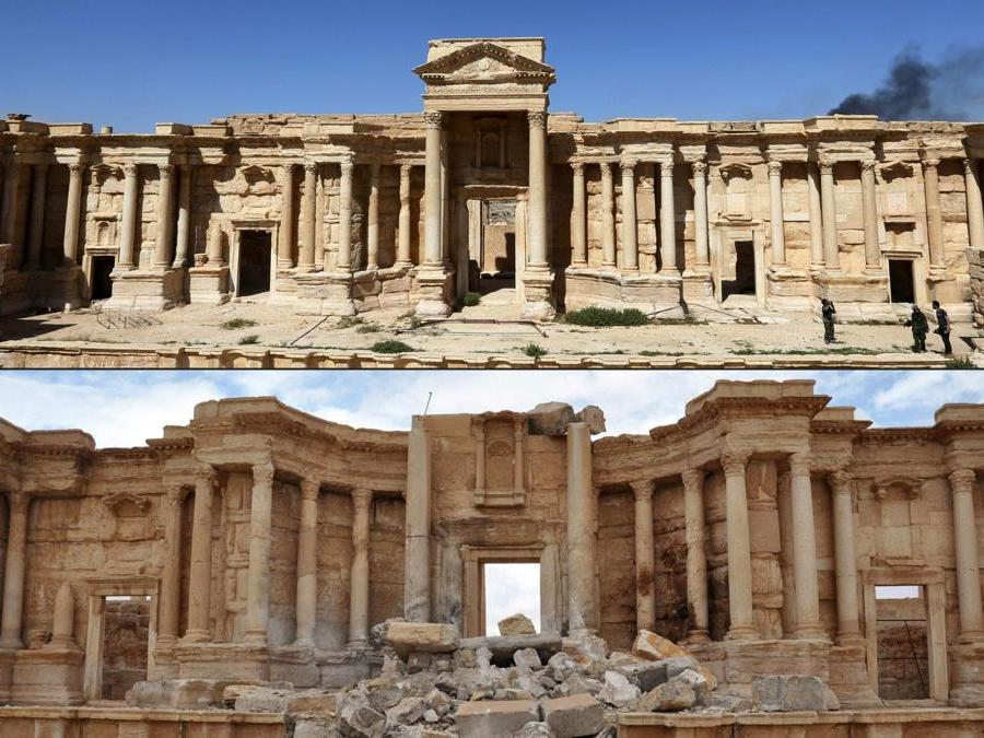 L’anfiteatro  di Palmyra, prima e dopo . (AFP PHOTO)