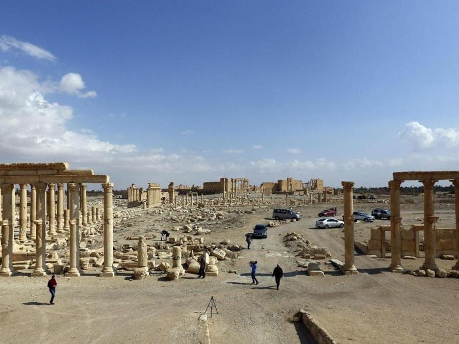 La città di Palmyra danneggiata. (EPA)