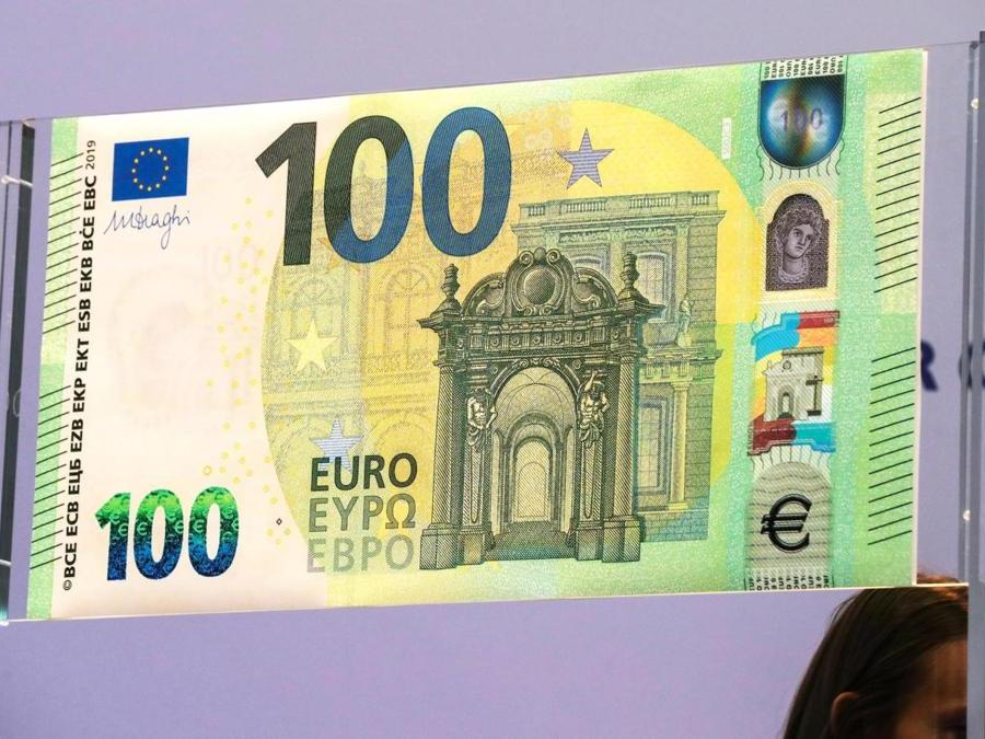 Ecco le banconote da 100 e 200 euro: resistenti e innovative - Il Sole 24  ORE