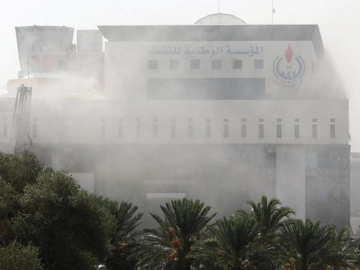 Libia, colpita la sede della compagnia petrolifera nazionale