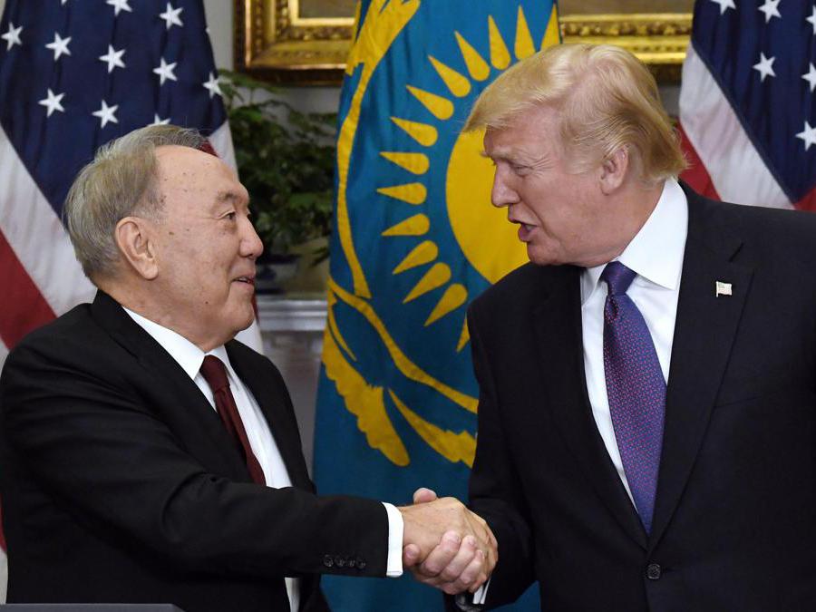 2018, Washington, Usa. Nursultan Nazarbayev con  Donald J. Trump (Epa)