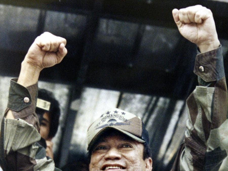 Il  generale Manuel Noriega  (Ap Photo/John Hopper)