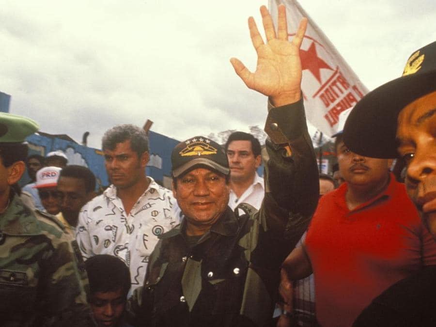 Manuel Noriega durante la campagna presidenziale (Gamma)