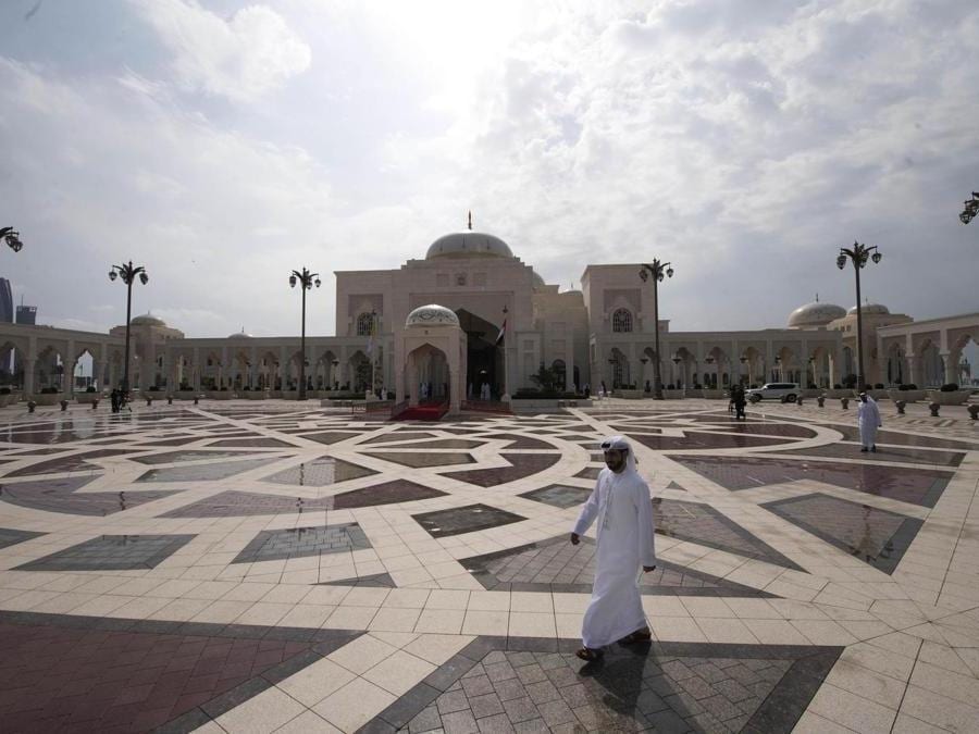 Il Palazzo Presidenziale di Abu Dhabi. ANSA/LUCA ZENNARO