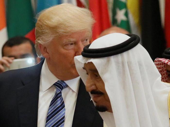 Trump e Melania al debutto internazionale:  visita di Stato a Riad