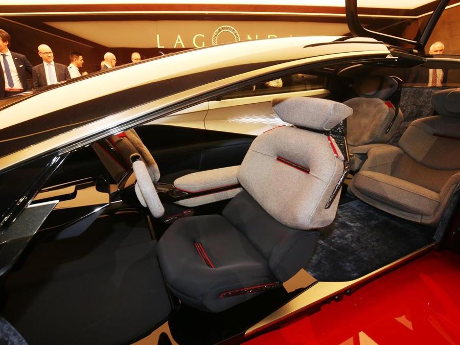 Aston Martin Lagonda Vision Concept
