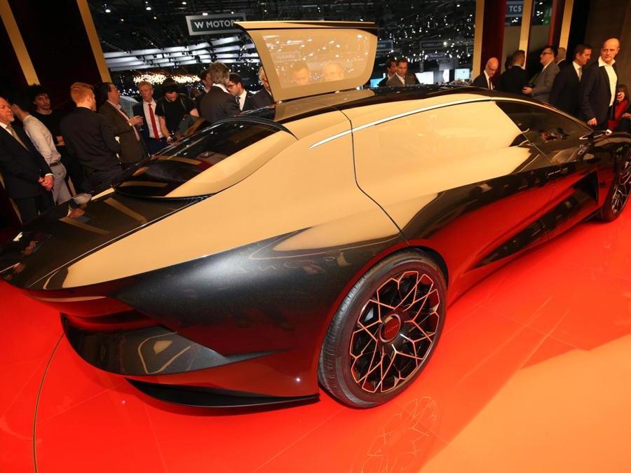 Aston Martin Lagonda Vision Concept