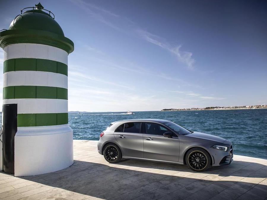Mercedes-Benz A 250