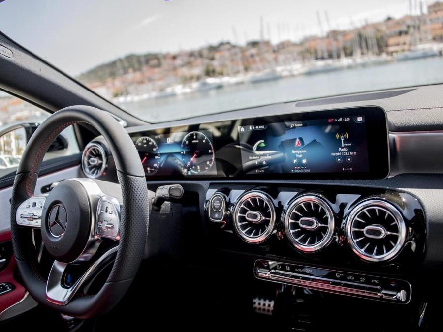 Mercedes-Benz A180 d 