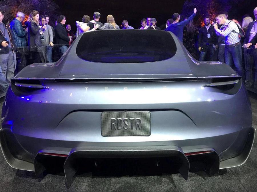 Tesla, la Roadster da 400 km/h e il camion elettrico - Il ...