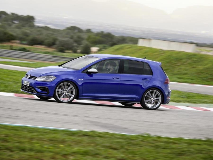 Golf  R