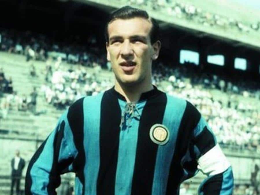 Antonio Valentin Angelillo, con la maglia dell'Inter, in una immagine tratta da Wikipedia (Ansa)