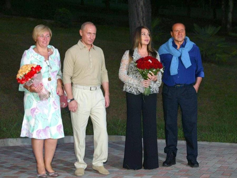 2005.  La visita del presidente del consiglio Silvio Berlusconi con la moglie Veronica Lario al presdiente russo Vladimir Putin. (OLYCOM)