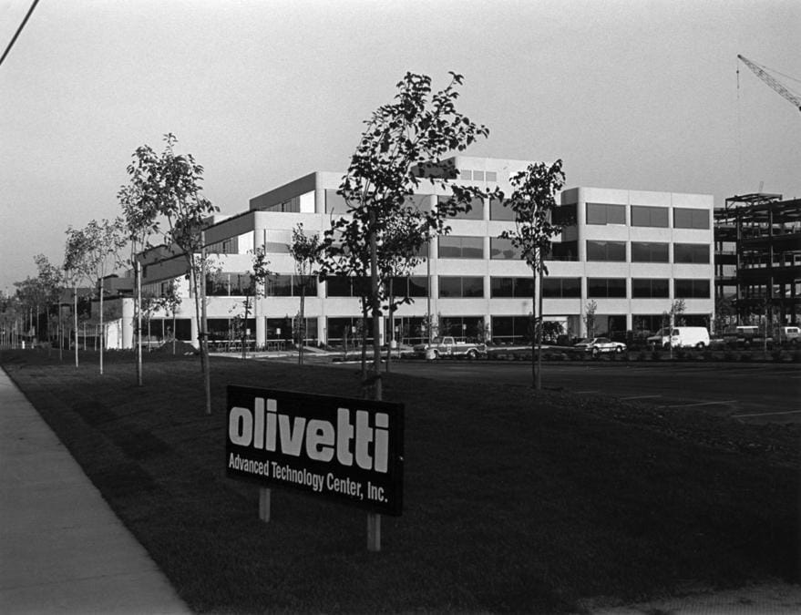 Centro di ricerche Olivetti per le tecnologie avanzate a Cupertino, California, Usa, 1982 (courtesy of Associazione Archivio Storico Olivetti)