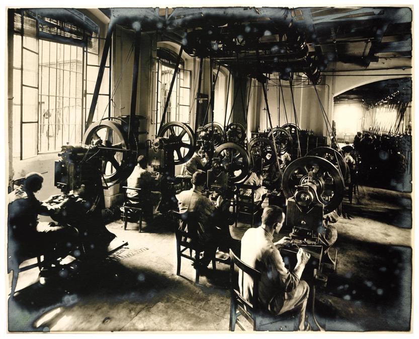 Stabilimento di Ivrea, sala press, anni 1920 (courtesy of Associazione Archivio Storico Olivetti)