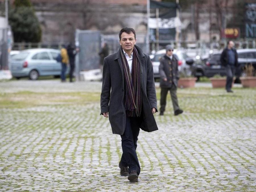 Stefano Fassina alla presentazione del Movimento Democratici e Progressisti, che nasce alla sinistra del Pd, 25 febbraio 2017 a Roma. ANSA/ MASSIMO PERCOSSI