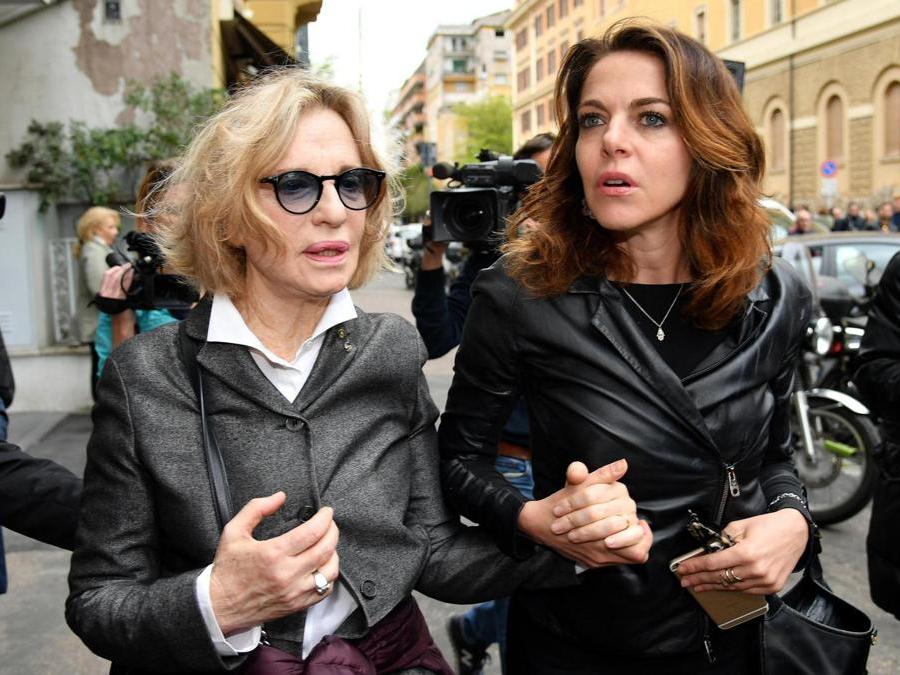 Claudia Gerini ed Irene Ghergo (Ansa/Ettore Ferrari)