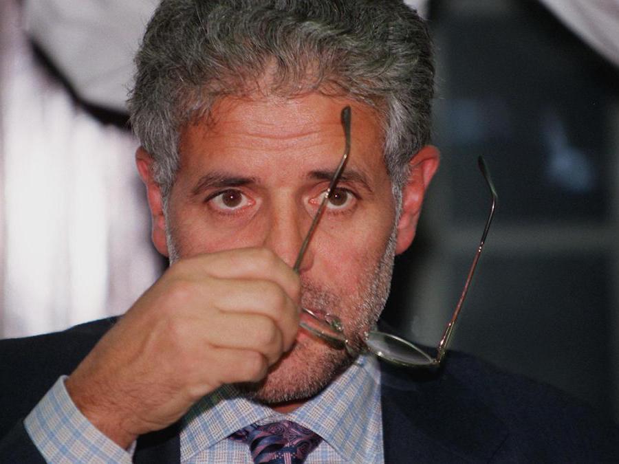 A21-17/01/97-ROMA-POL: REGIONI; FORMIGONI NUOVO PRESIDENTE CONFERENZA PRESIDENTI. Roberto Formigoni, nuovo presidente della Conferenza dei presidenti delle Regioni italiane, durante la riunione in cui ha assunto oggi l' incarico. PAL MAURIZIO BRAMBATTI / ANSA