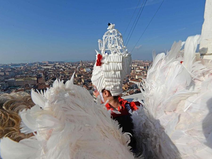 Carnevale, l'Angelo a Venezia vola sulle note di Schubert ...