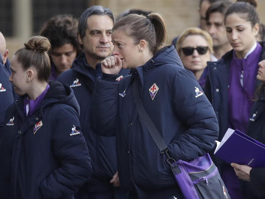 LA squadra femminile di calcio della  Fiorentina (AP Photo/Alessandra Tarantino)