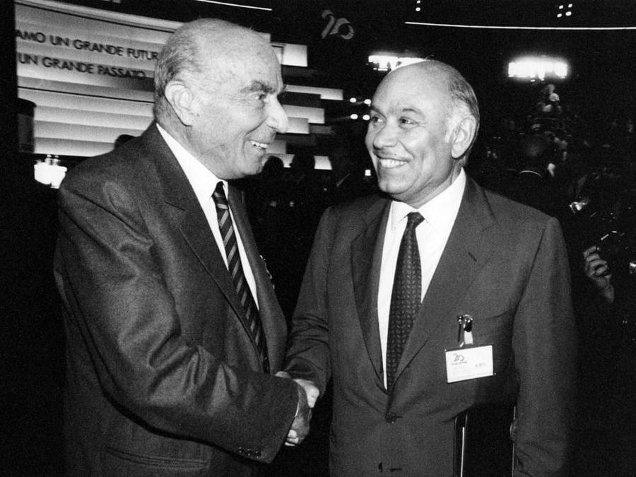 Roma, 1988. Con Guido Carli (Fotogramma)