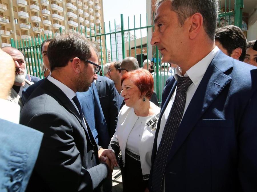 Il ministro della Giustizia Alfonso Bonafede con Antonella De Miro, prefetto di Palermo, al funerale di Rita Borsellino a Palermo - ANSA / IGOR PETYX