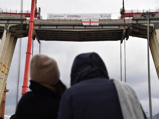 Ponte Morandi, le prime immagini della demolizione