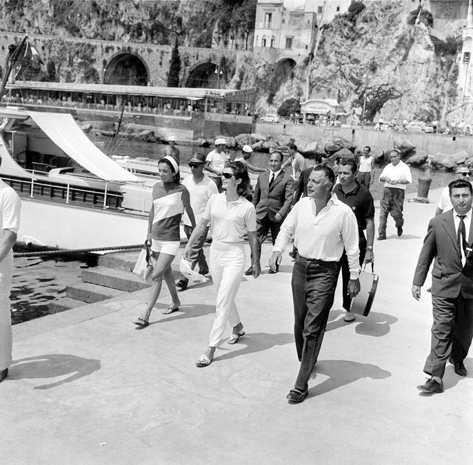 Con Jacqueline Kennedy ad Amalfi nel 1962 (AP Photo)
