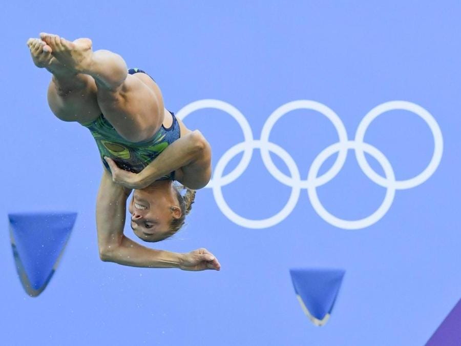 14 agosto 2016,  Olimpiadi di Rio de Janeiro, Tania Cagnotto nel tuffo dai 3 metri (ANSA/CIRO FUSCO)