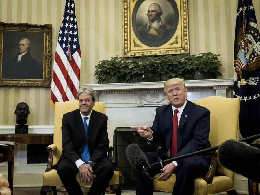  Donald J. Trump con il p rimo ministro Paolo Gentiloni alla Casa Bianca a Washington, 2017 (Epa)