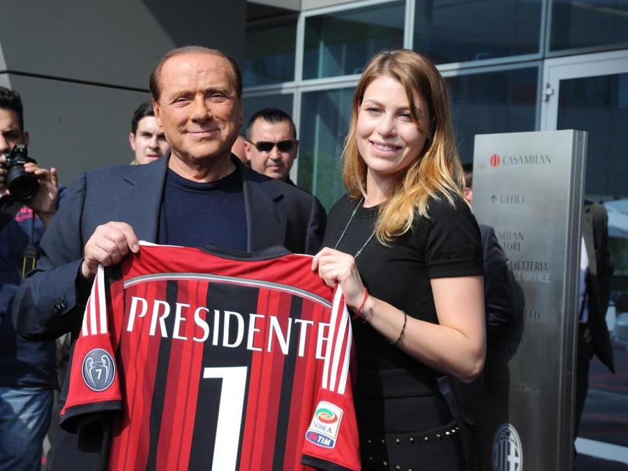Silvio Berlusconi  con la figlia Barbara amministratore delegato (Ipp)
