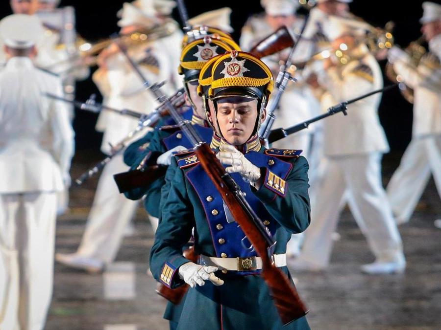 Guardia d’onore presidenziale russa (REUTERS/Andrey Volkov)