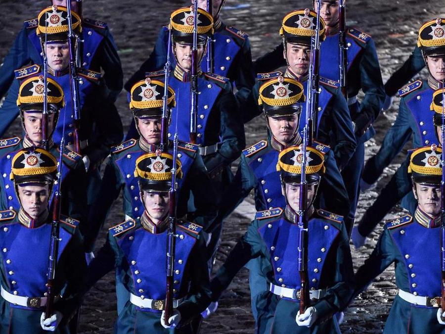 Guardia d’onore russa (AFP PHOTO / VASILY MAXIMOV)