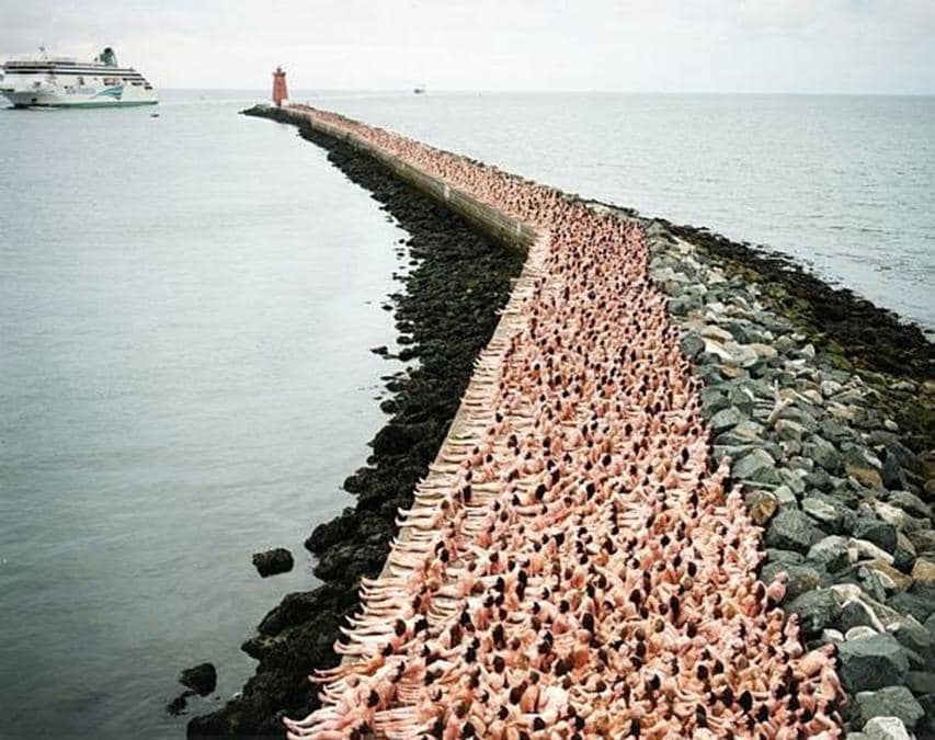 Ireland (Spencer Tunick)
