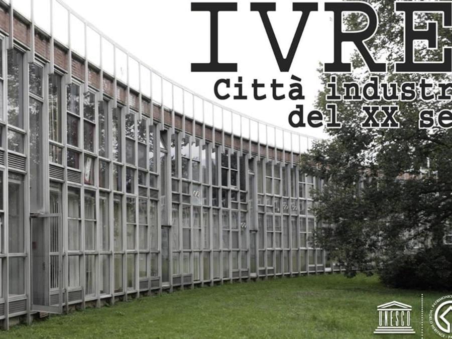 "Ivrea, la città ideale della rivoluzione industriale del Novecento, è il 54esimo sito Unesco italiano. Un riconoscimento che va a una concezione umanistica del lavoro propria di Adriano Olivetti". Lo ha dichiarato il Ministro dei beni e delle attività culturali, Alberto Bonisoli, nell'apprendere dell'iscrizione di "Ivrea Città Industriale del XX Secolo" nella Lista del Patrimonio Mondiale dell'UNESCO. (ANSA)