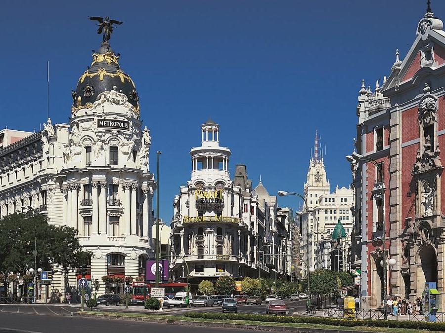 Madrid, la Gran Via (©Ente Spagnolo del Turismo-Turespaña)