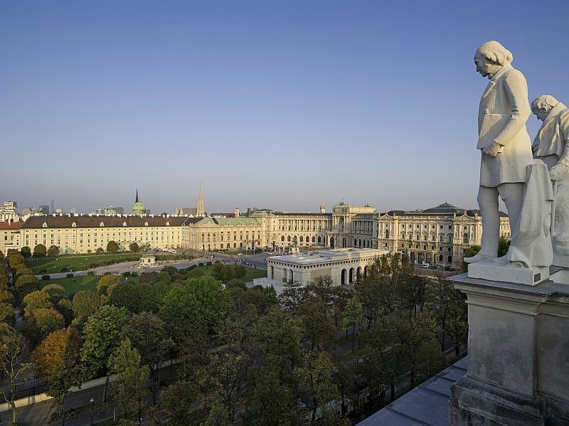 Hofburg, il palazzo imperiale che ospita anche un caffè ( © WienTourismus / Christian Stemper)
