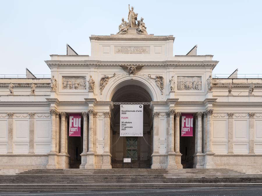 Quadriennale d'arte 2020 FUORI, la facciata del Palazzo delle Esposizioni, sede della mostra, courtesy Fondazione La Quadriennale di Roma, foto DSL Studio