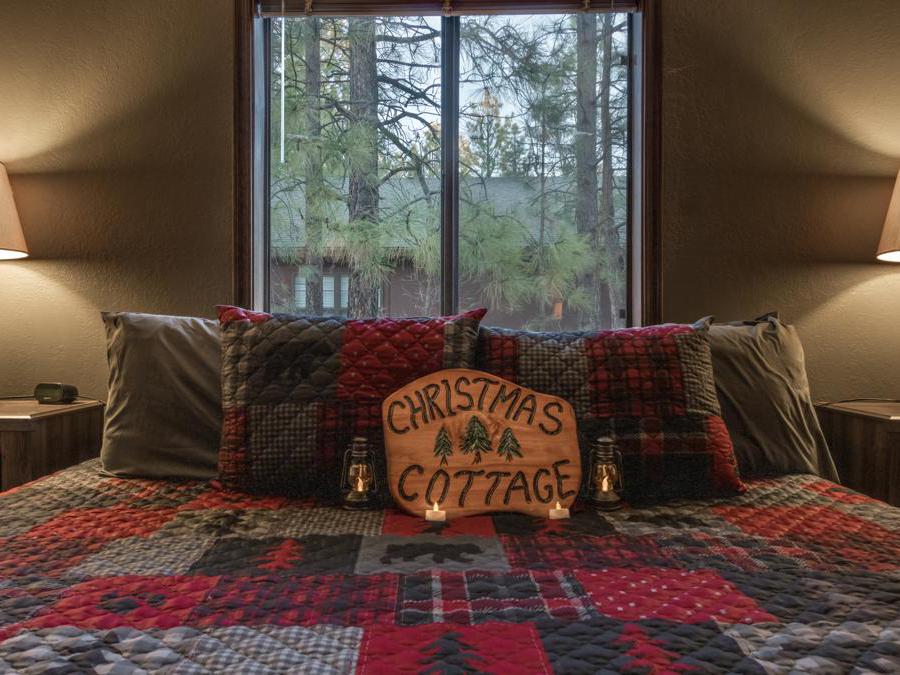 Airbnb Christmas Cabin, Arizona