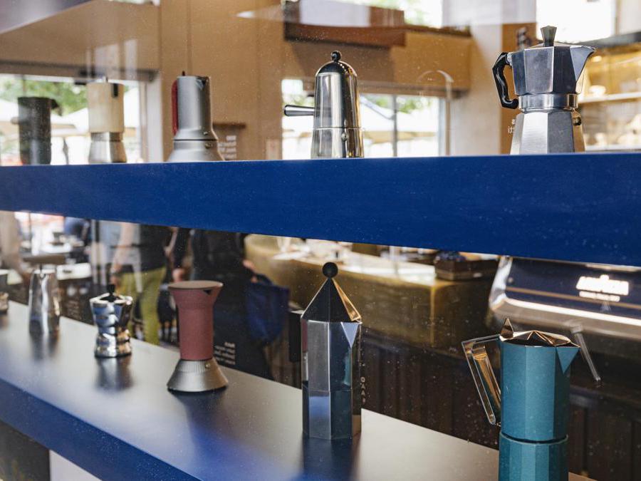 Flagship Lavazza,Le Caffetterie dei Maestri (Credit Giulio Iacchetti)