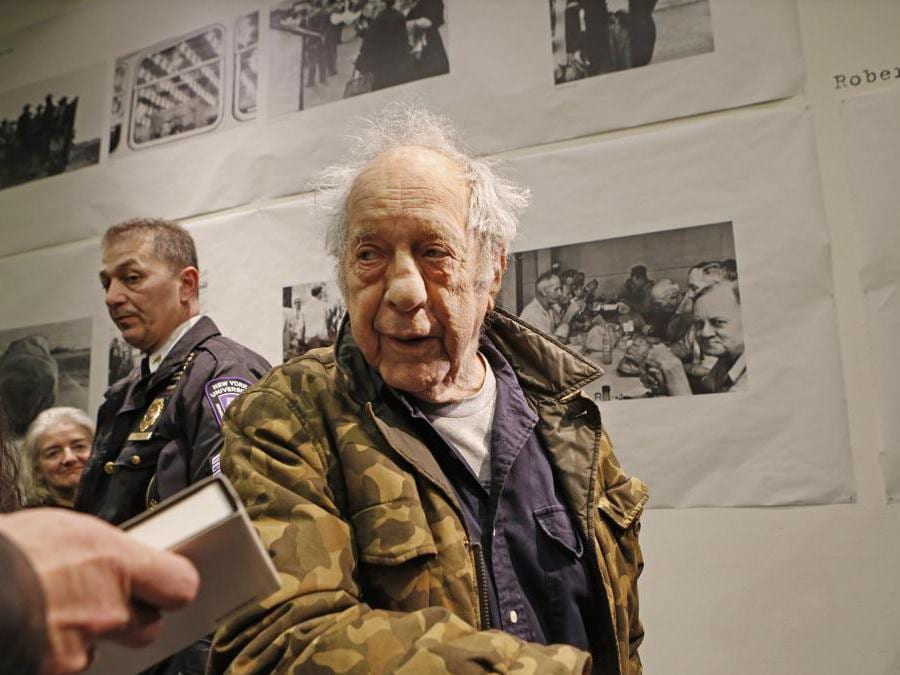 Robert Frank  alla New York University's Tisch School of the Arts, nel 2016 (AP Photo/Kathy Willens)